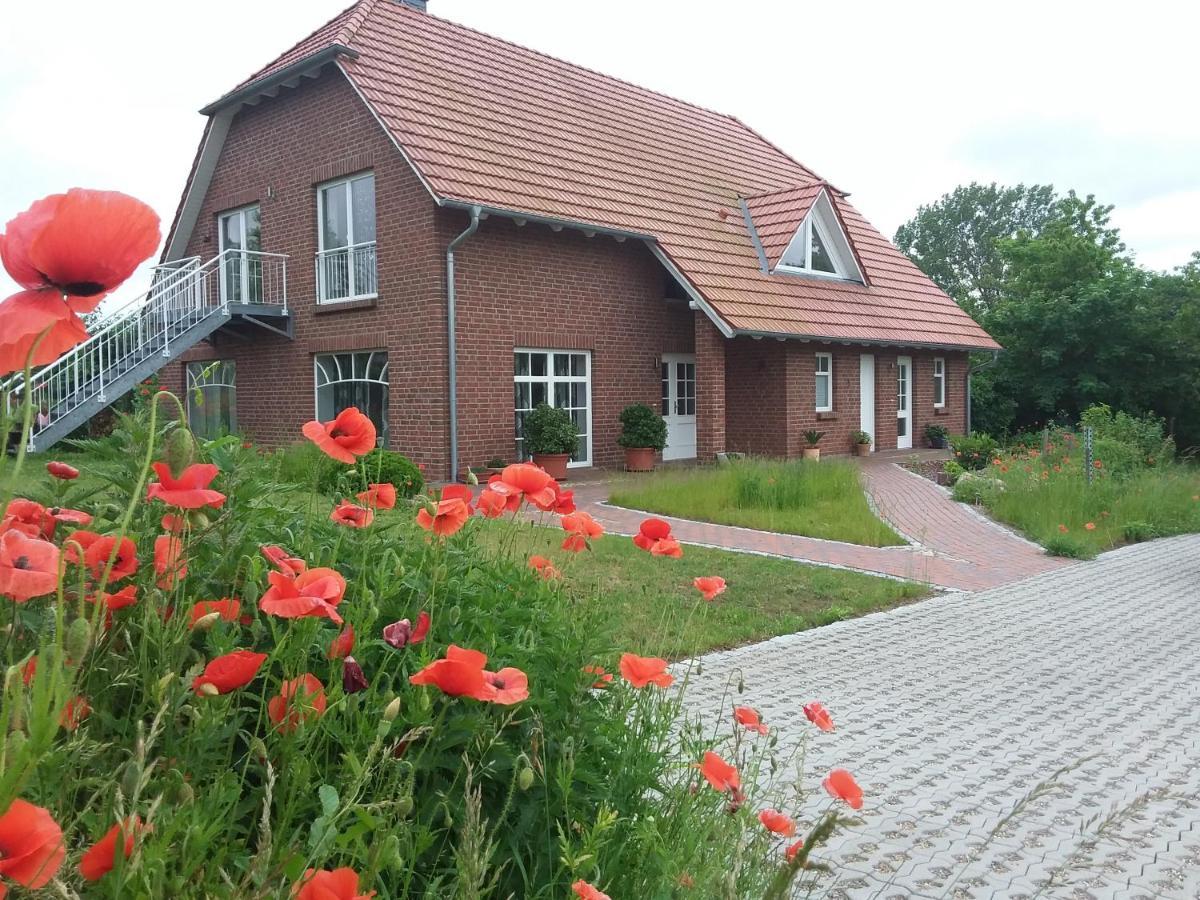Haus Rosengarten- Ruhige Ferienwohnungen Im Gruenen Sehlen Екстер'єр фото