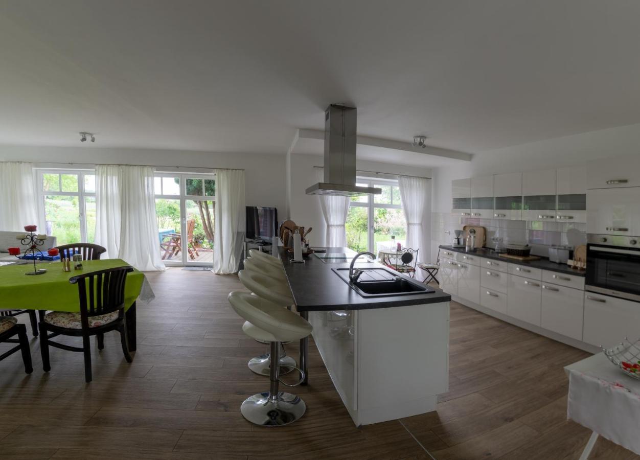 Haus Rosengarten- Ruhige Ferienwohnungen Im Gruenen Sehlen Екстер'єр фото
